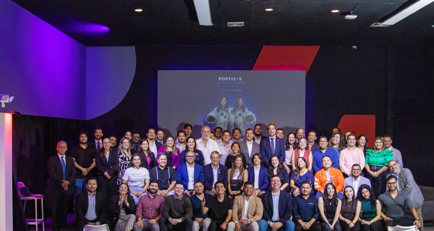 Comunidad del ecosistema en el lanzamiento de Portal-X